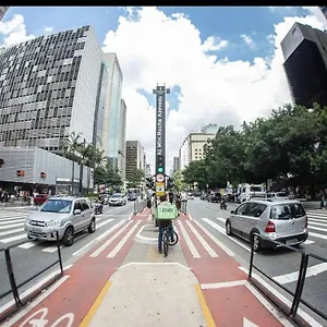 Apartamento Av Paulista, Centro, Aeroporto,expo Sp,centro,hospital Sirio Libanes, Clinicas,sao Luiz, São Paulo